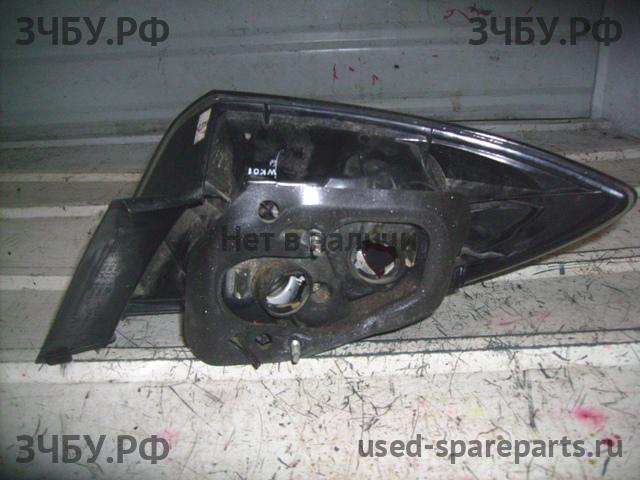 Mazda 3 [BK] Фонарь левый