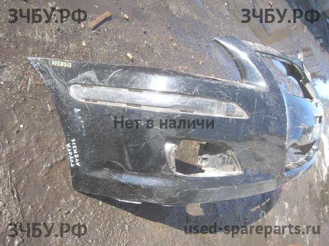 Toyota Avensis 2 Бампер передний