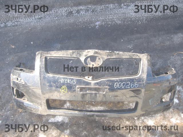 Toyota Avensis 2 Бампер передний