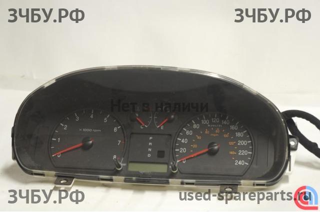 Hyundai Sonata 5 Панель приборов