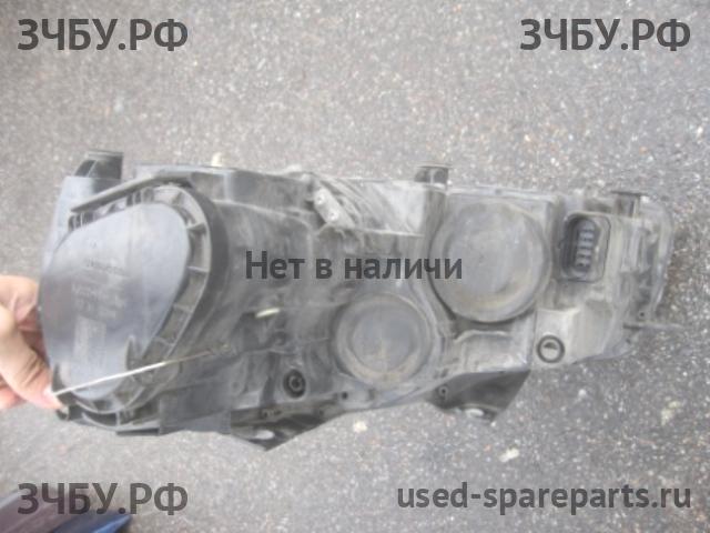 Volkswagen Golf 6 Фара правая