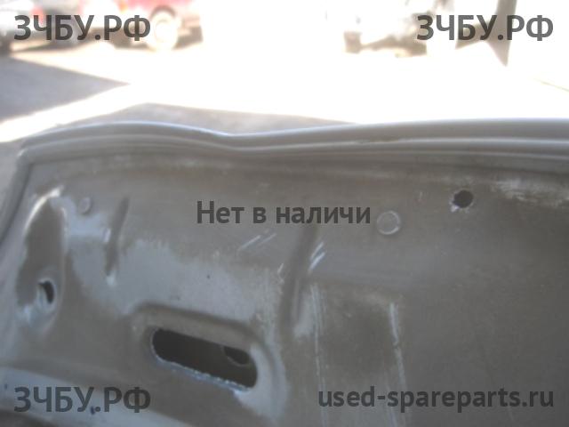 Volkswagen Golf 5 Plus Капот
