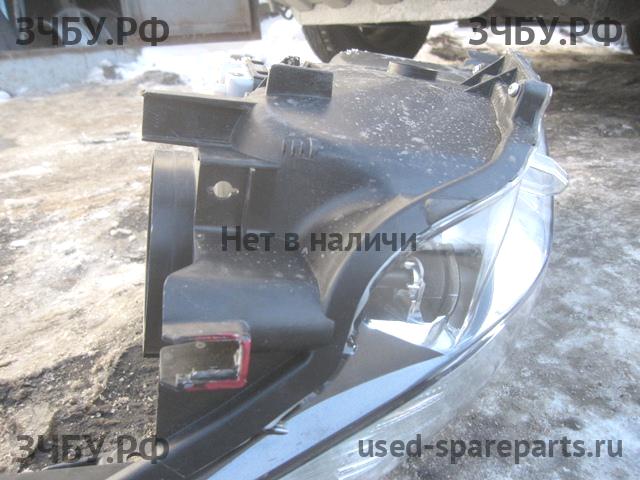 Toyota Camry 7 (V50) Фара левая