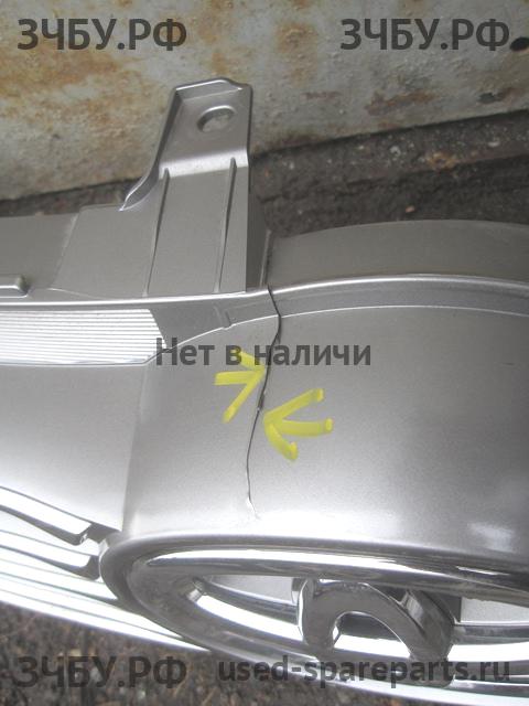 Toyota Camry 7 (V50) Решетка радиатора