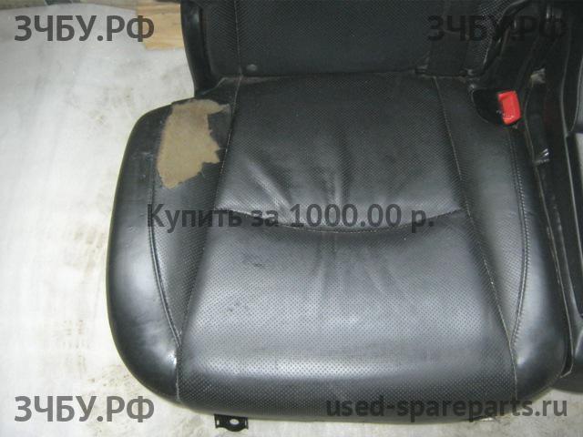 Lexus RX (2) 300/330/350/400h Сиденье
