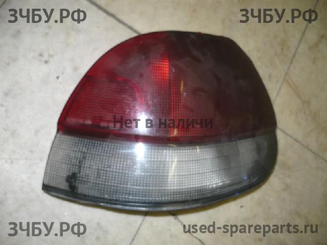 Subaru Legacy 2 (B11) Фонарь правый