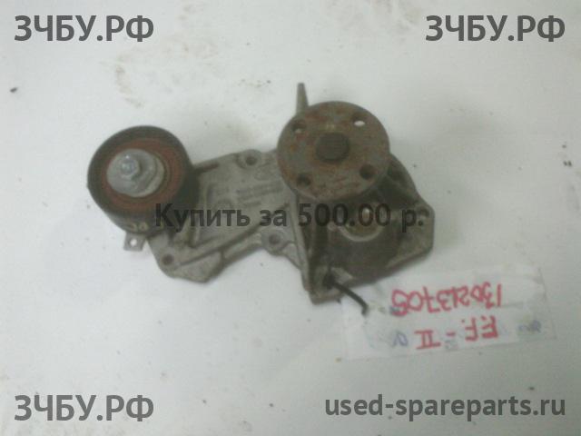 Ford Focus 2 Насос водяной (помпа)