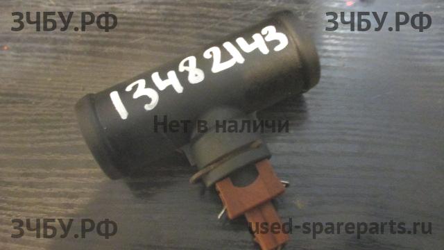 Ford Galaxy 1 Патрубок радиатора