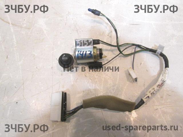 Mitsubishi Pajero/Montero 3 Прикуриватель