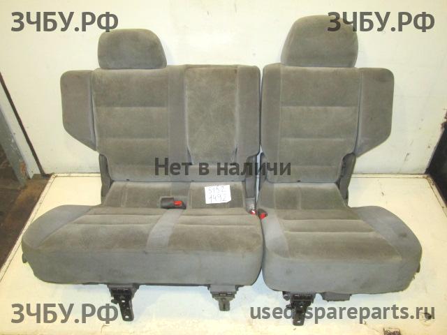 Mitsubishi Pajero/Montero 3 Сиденья (комплект)