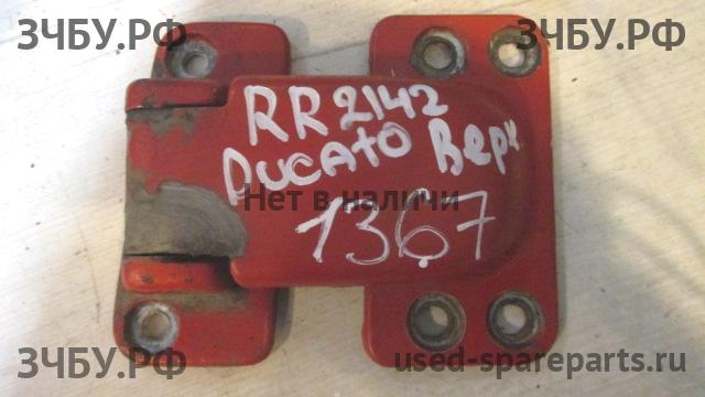 Fiat Ducato 4 Петля двери задней правой
