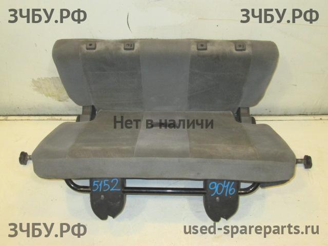 Mitsubishi Pajero/Montero 3 Сиденье