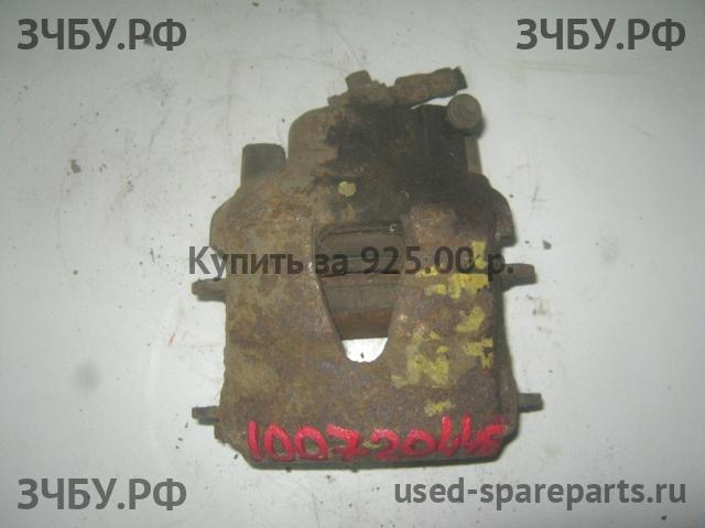 Seat Ibiza 3 (6L) Суппорт передний левый (в сборе со скобой)