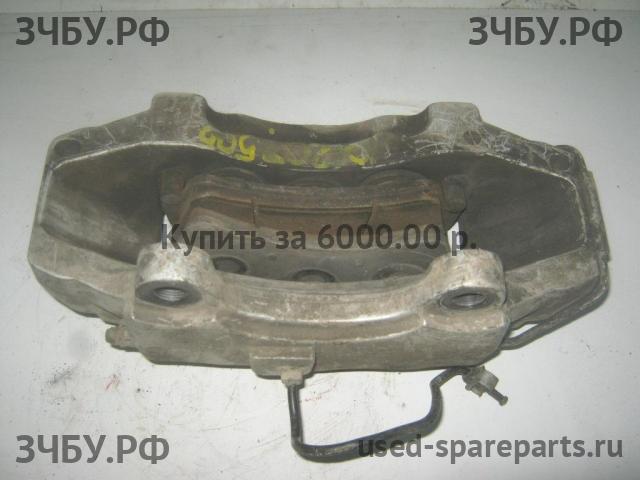 Porsche Cayenne 1 (955/957) Суппорт передний правый (в сборе со скобой)