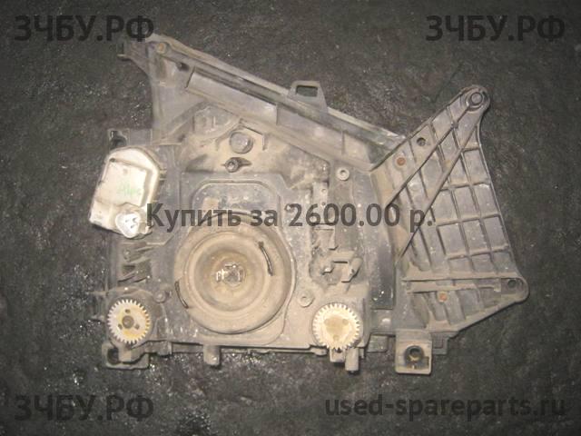 Isuzu NQR 75P Фара левая