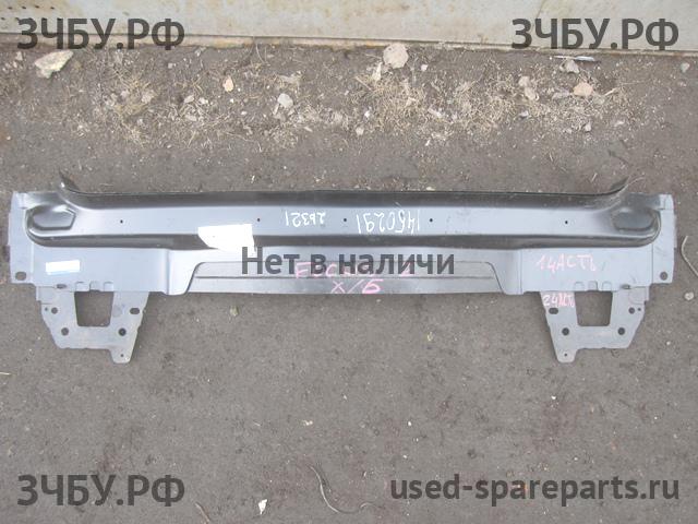 Ford Focus 2 Панель задняя