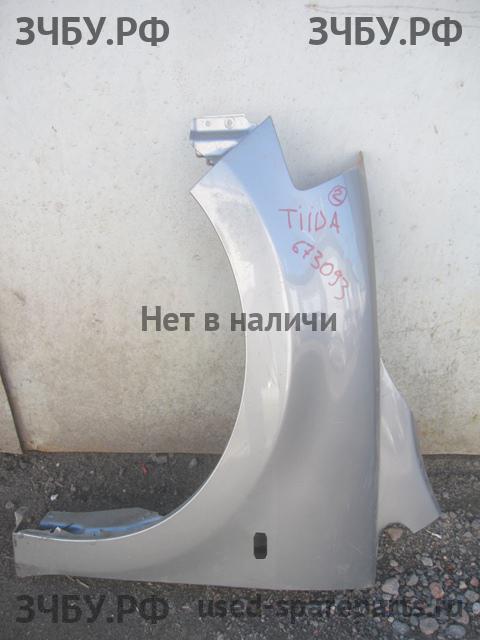 Nissan Tiida 1 Крыло переднее левое