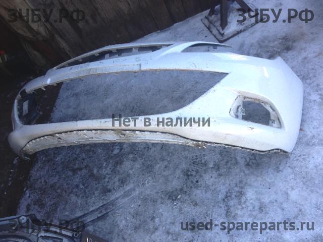 Opel Astra J Бампер передний