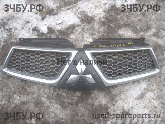 Mitsubishi L200 (4)[KB] Решетка радиатора