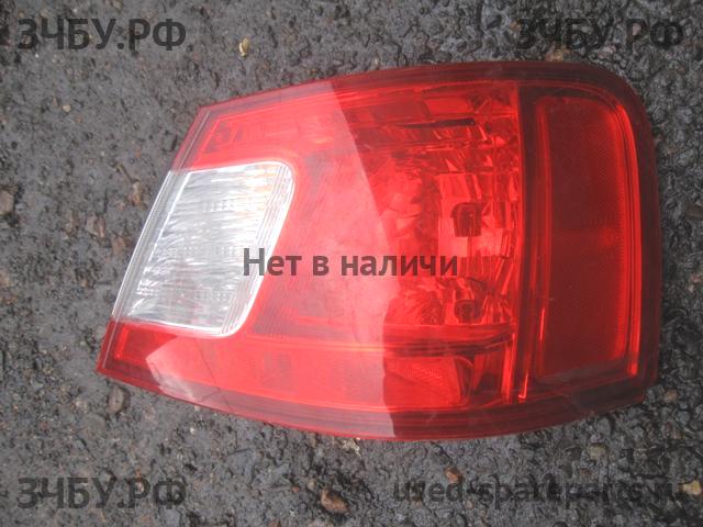 Mitsubishi Galant 9 (DJ) Фонарь правый