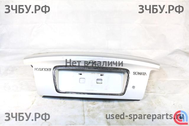 Hyundai Sonata 5 Крышка багажника