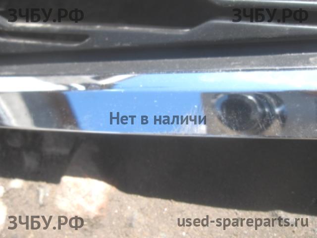 KIA Ceed 1 Решетка радиатора