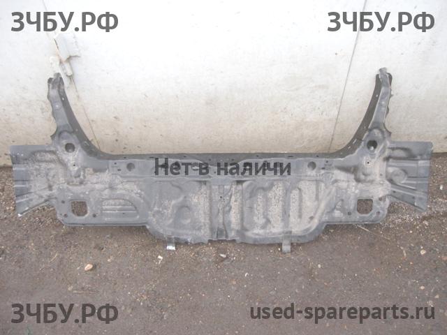 Honda Civic 8 (4D) Панель задняя