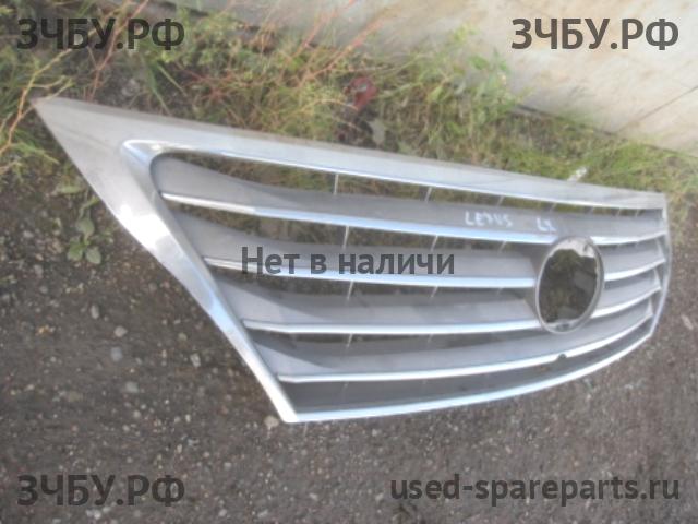 Lexus LX (2) 570 Решетка радиатора