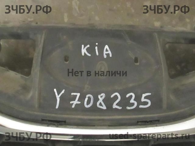 KIA Ceed 2 Решетка радиатора