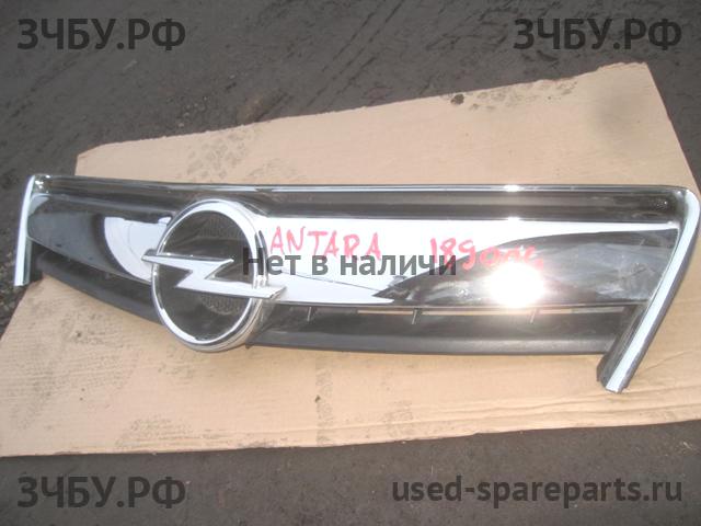 Opel Antara Решетка радиатора