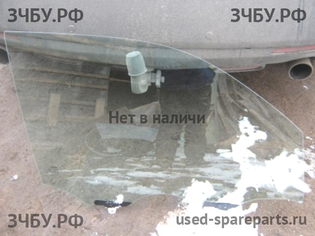 Nissan X-Trail 2 (T31) Стекло двери передней правой
