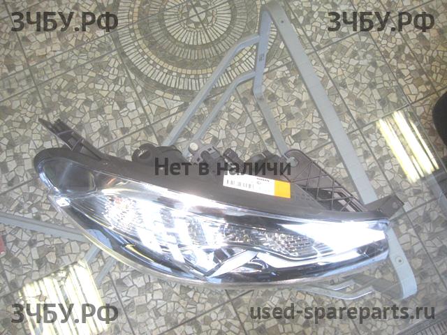 Nissan Qashqai (J10) Фара правая