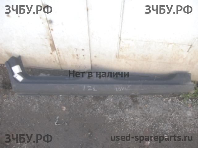 Opel Zafira B Порог правый