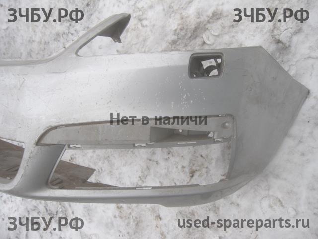Opel Zafira B Бампер передний