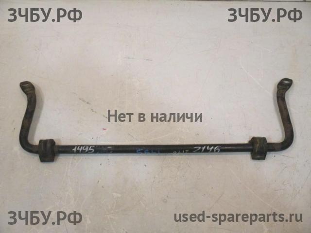 Ford Focus 1 Кулак поворотный передний левый (со ступицей)
