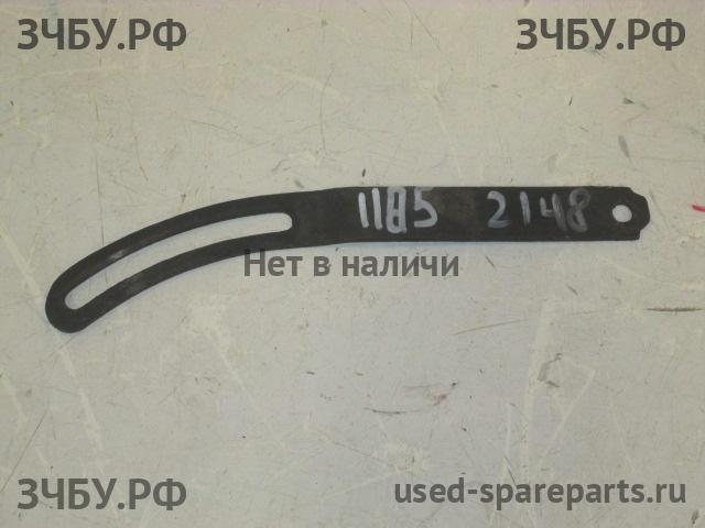 Hyundai Starex H1 Кронштейн генератора