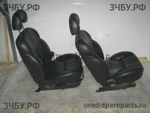 Dodge Stratus Сиденья (комплект)