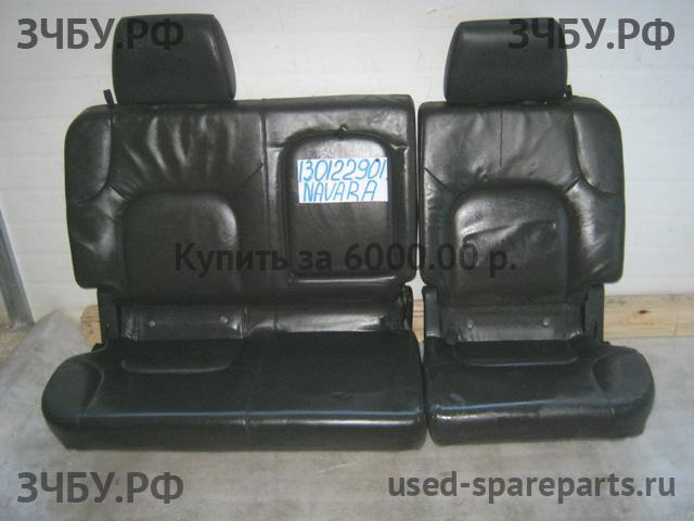 Nissan Navara 1 (D40) Сиденья (комплект)