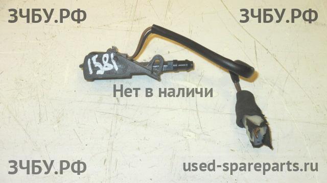 Volkswagen Polo 5 (Sedan) Форсунка омывателя лобового стекла
