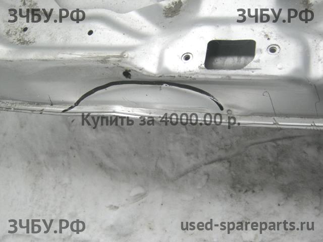 Toyota Corolla (E14 - E15) Крышка багажника