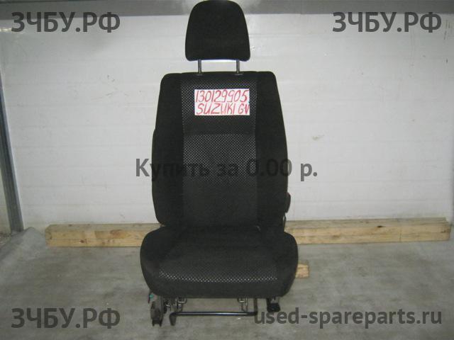 Suzuki Grand Vitara 2 (HT) Сиденье