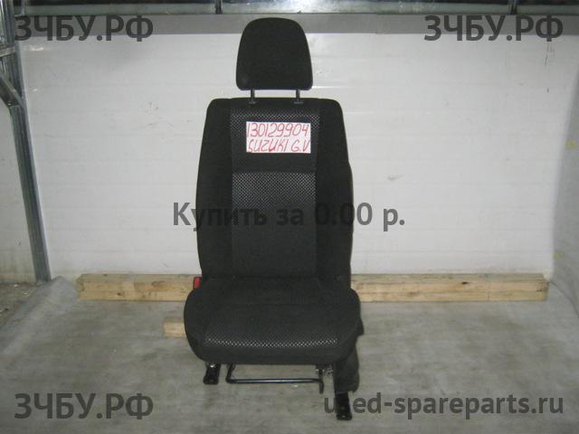 Suzuki Grand Vitara 2 (HT) Сиденье