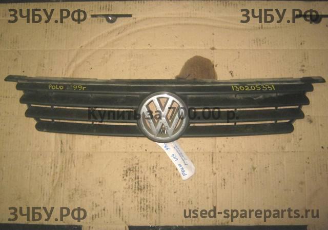 Volkswagen Polo 3 Решетка радиатора
