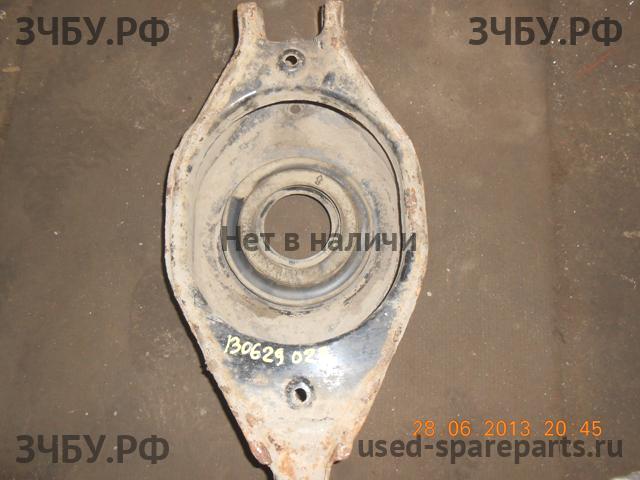 Nissan Pathfinder 2 (R51) Рычаг задний