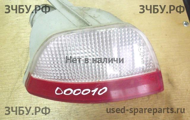 Ford Focus 1 Фонарь задний в бампер правый
