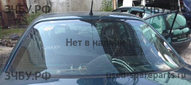 Opel Omega B Стекло заднее