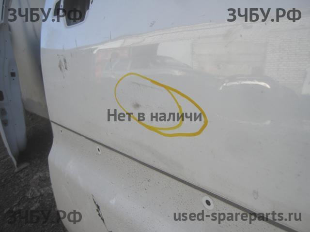 Mitsubishi Pajero/Montero 4 Дверь передняя правая