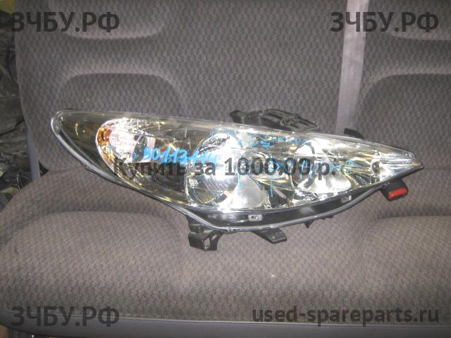 Peugeot 207 Фара правая
