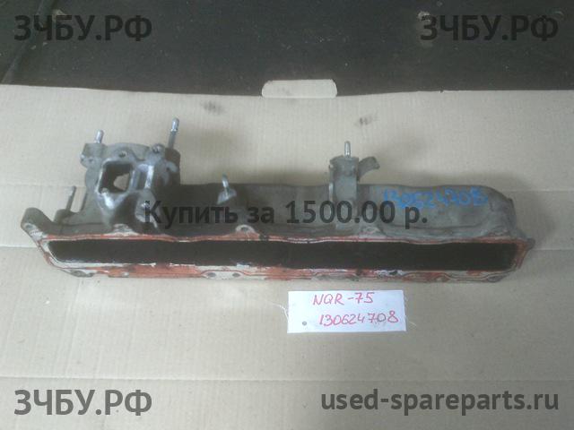 Isuzu NQR 75P Крышка головки блока (клапанная)