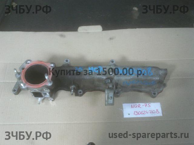 Isuzu NQR 75P Крышка головки блока (клапанная)